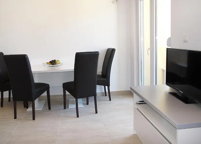 Appartement Andjelka-1 By Interhome