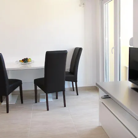 Apartman Andjelka-1 By Interhome